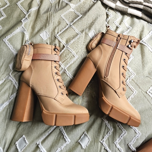 Steve Madden Shoes - Steve Madden Herrick Block Heel Platform Ankle-Strapped Pouch Combat Boots Tan